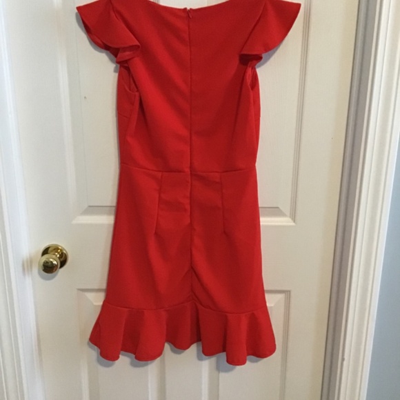 Flirty red party dress - Picture 2 of 4